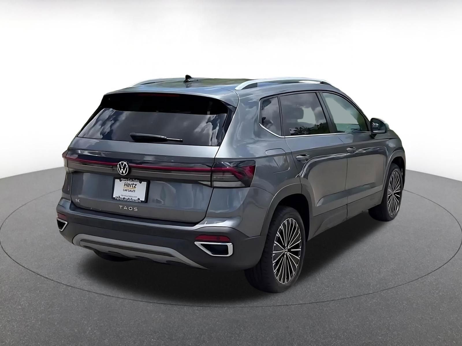 Thumbnail: 2025 Volkswagen Taos - 12