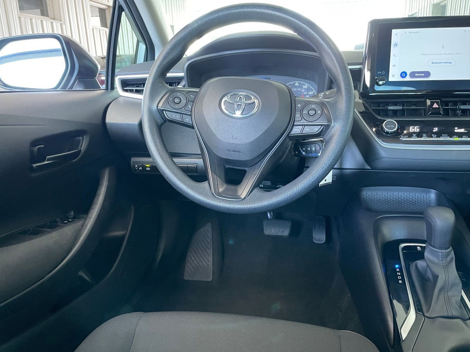 Thumbnail: 2024 Toyota Corolla - 26
