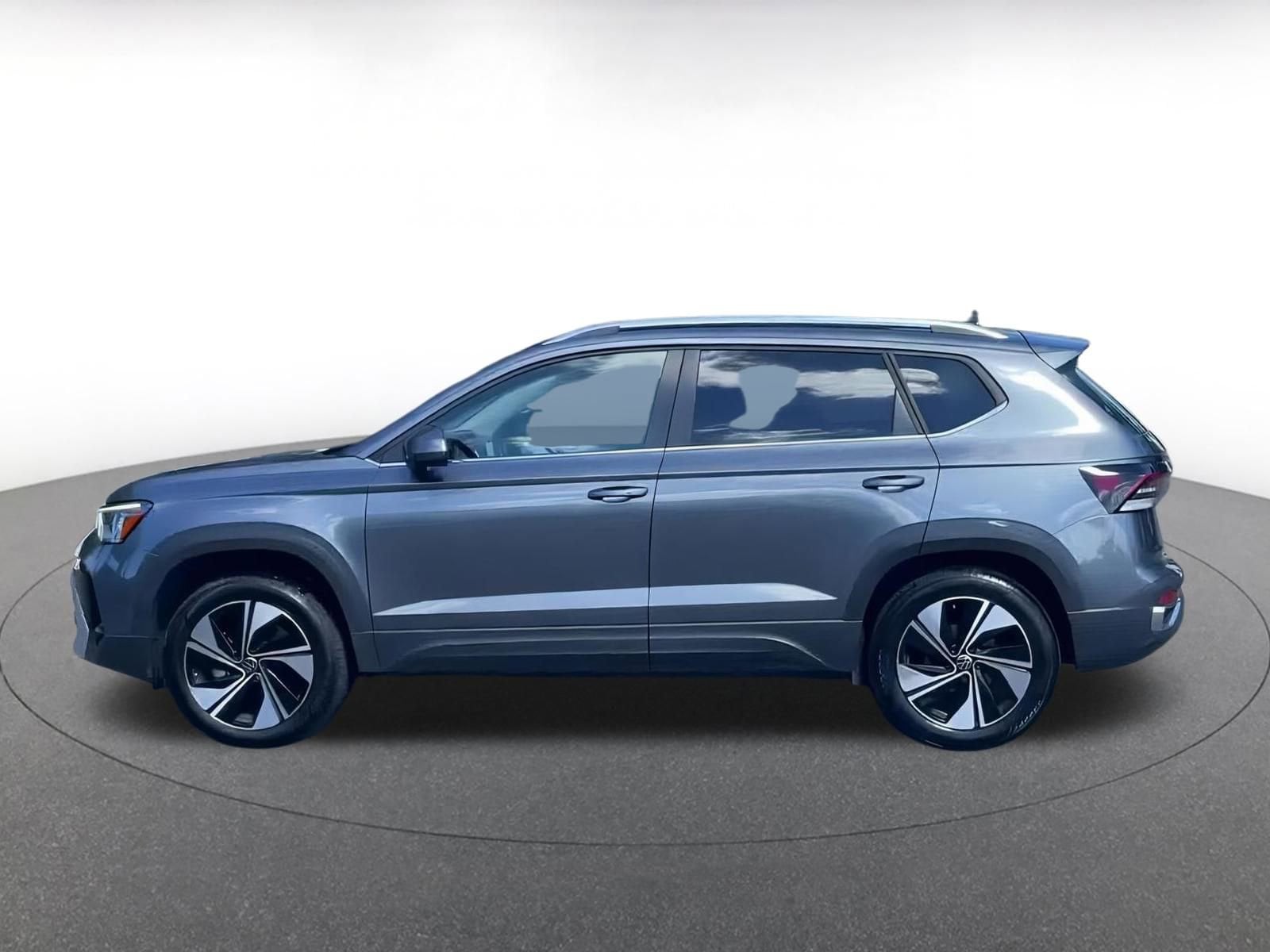 Thumbnail: 2025 Volkswagen Taos - 9