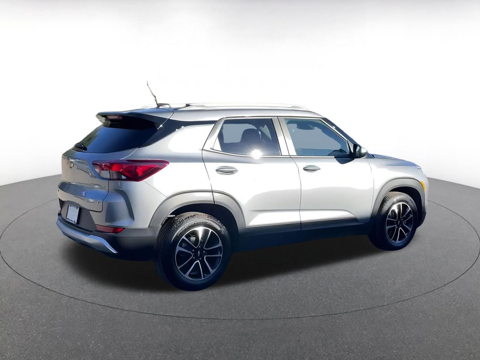 Thumbnail: 2025 Chevrolet TrailBlazer - 14