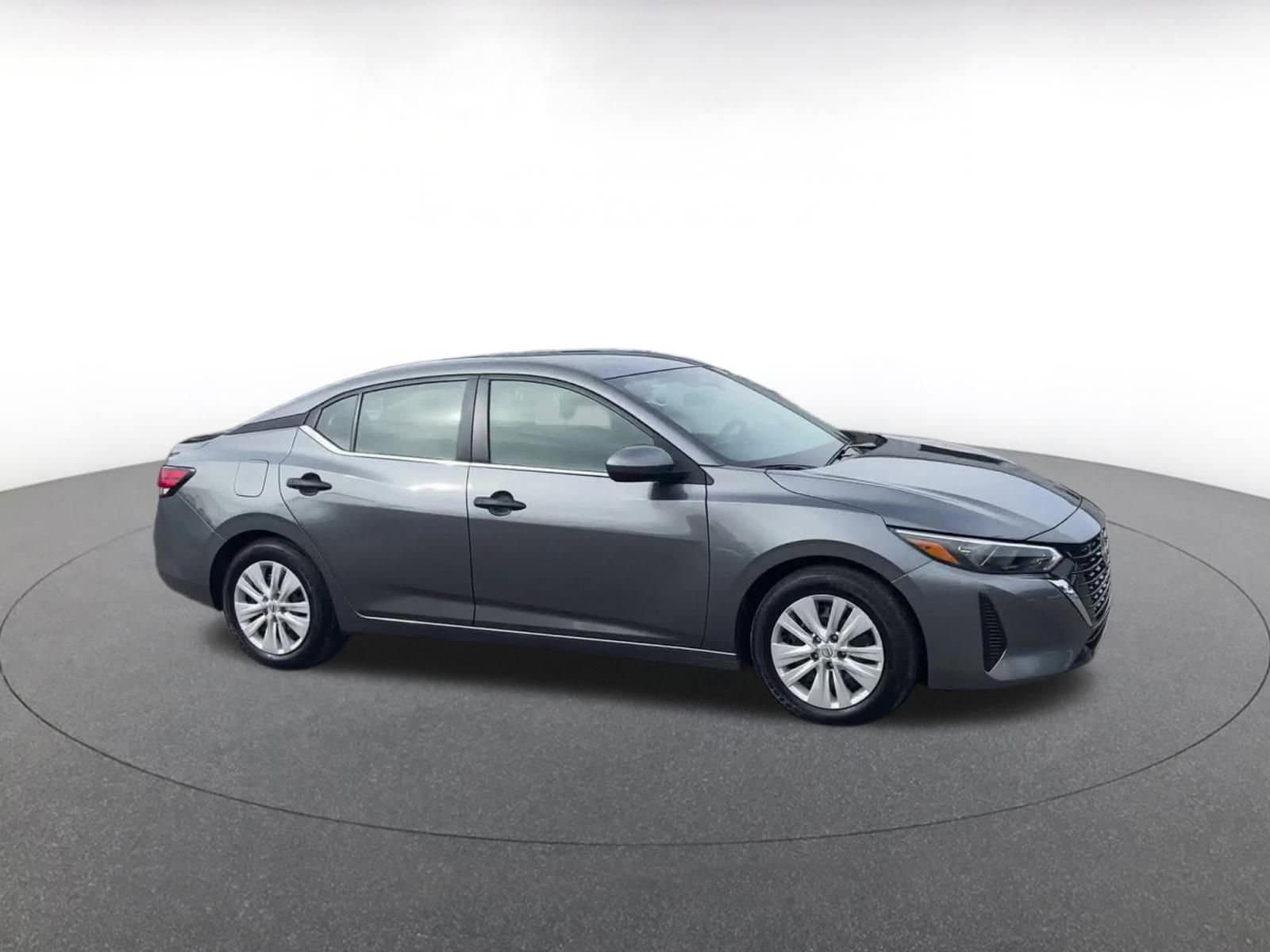 Thumbnail: 2025 Nissan Sentra - 1