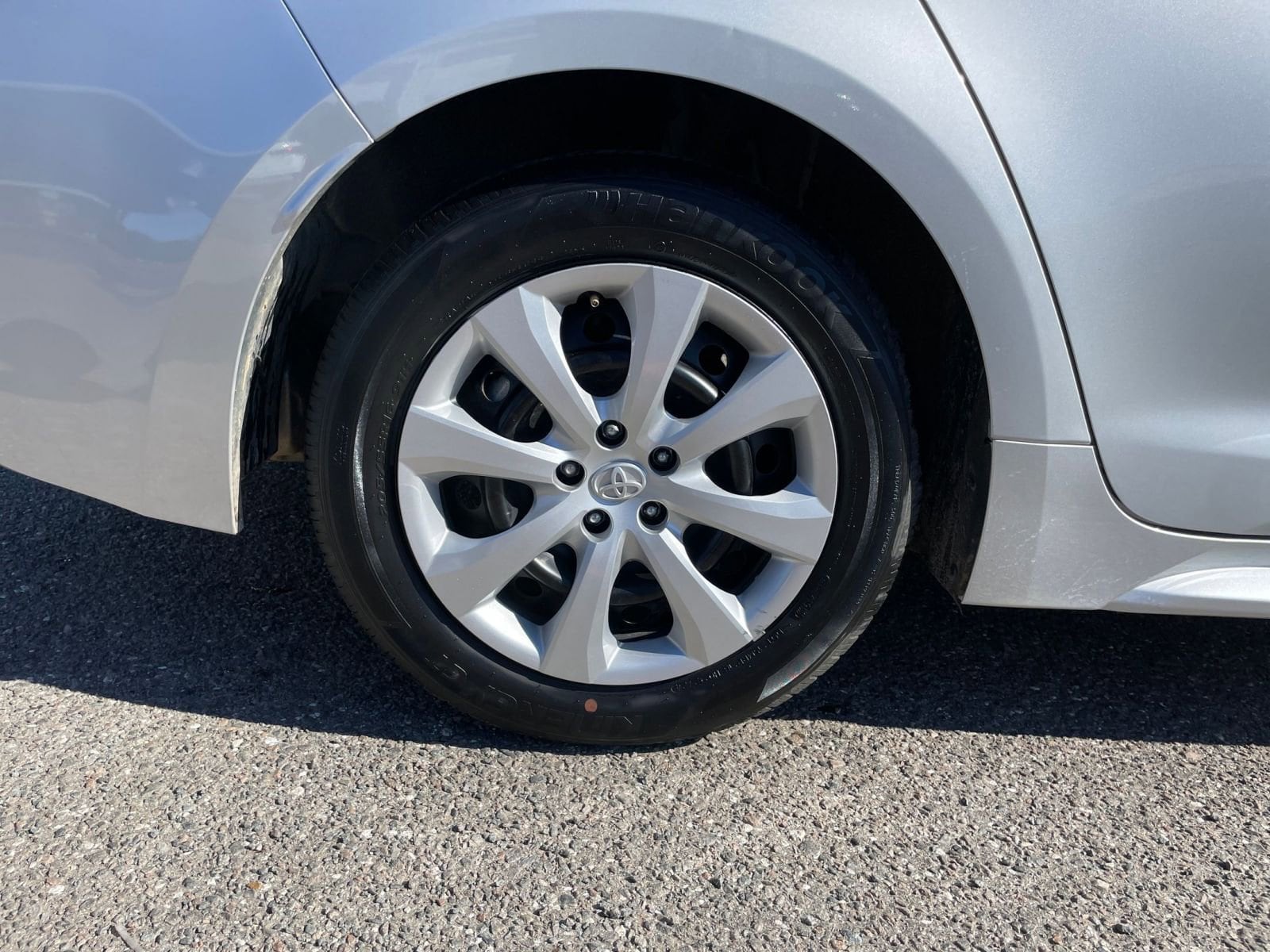 Thumbnail: 2025 Toyota Corolla - 28