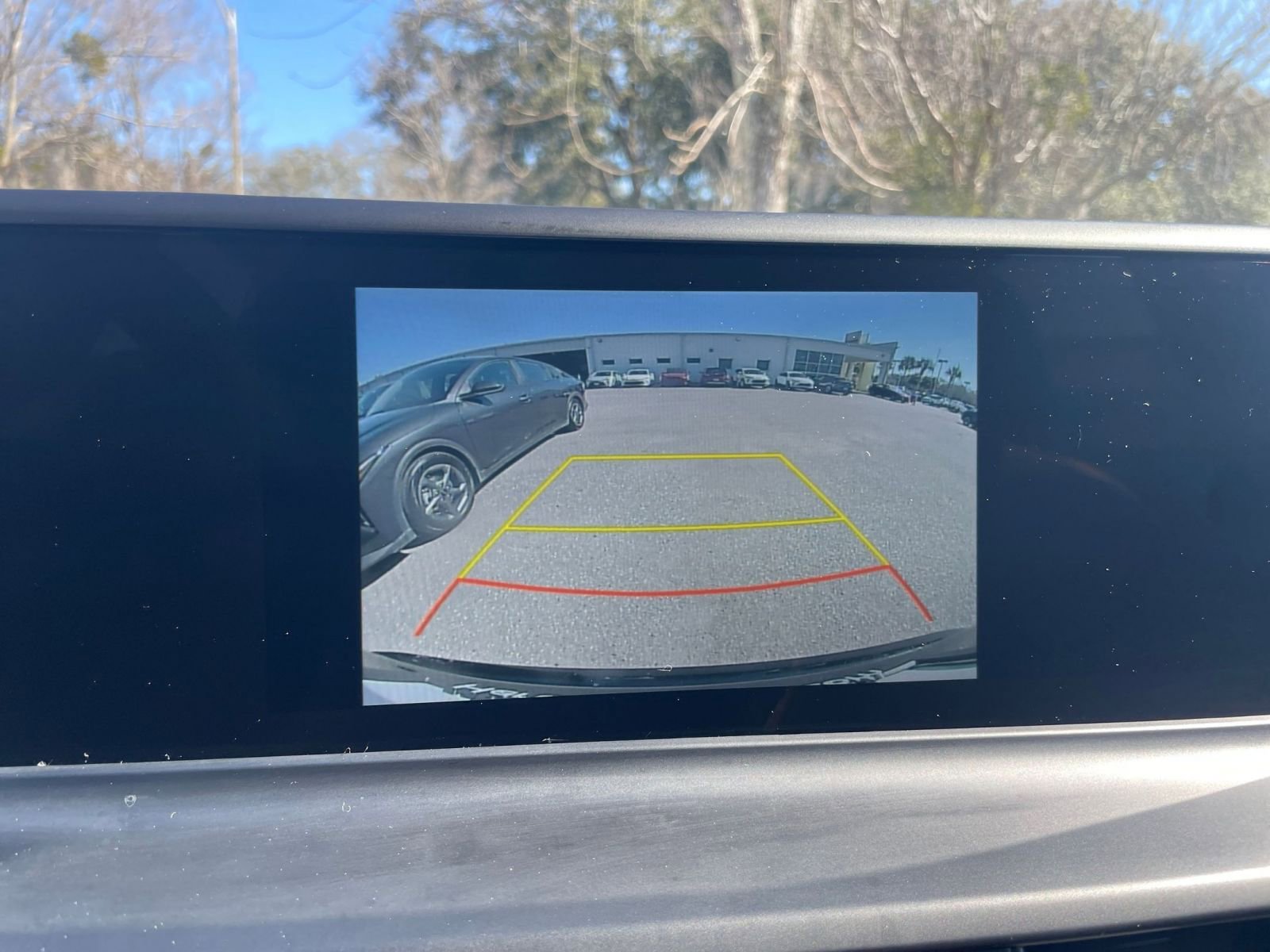 Thumbnail: 2025 Kia Seltos - 24