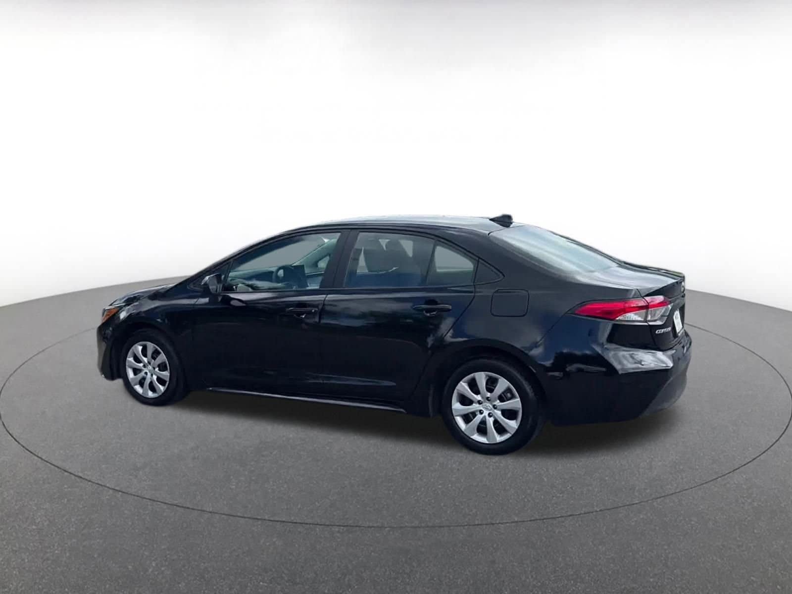 Thumbnail: 2024 Toyota Corolla - 7