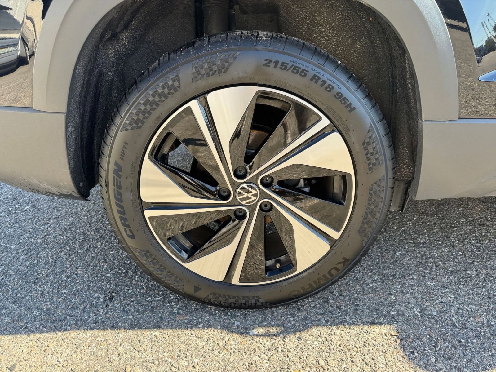 Thumbnail: 2025 Volkswagen Taos - 30