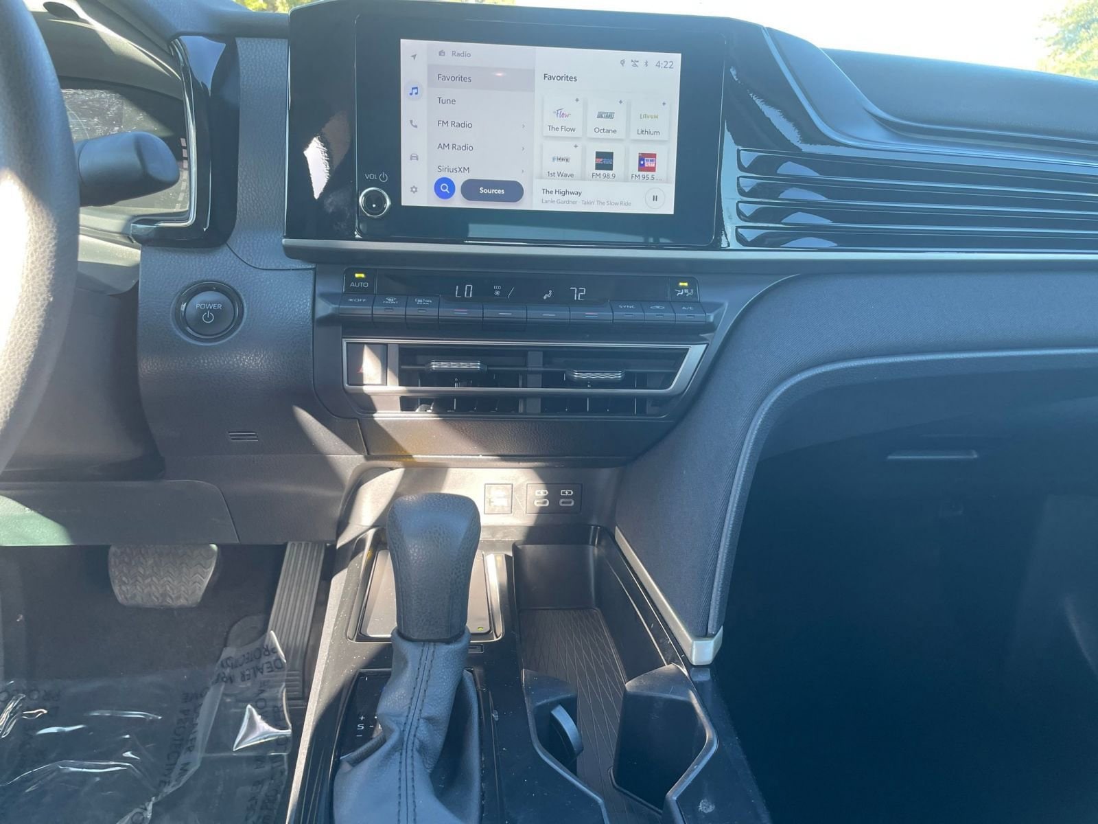 Thumbnail: 2025 Toyota Camry - 18