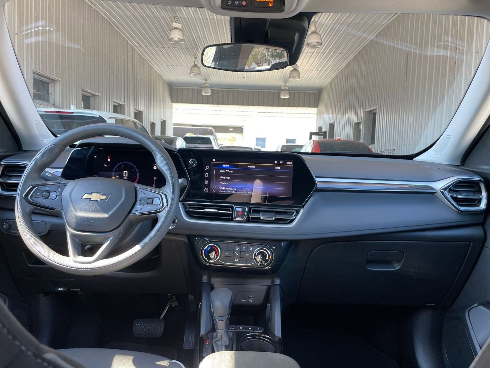 Thumbnail: 2025 Chevrolet TrailBlazer - 32