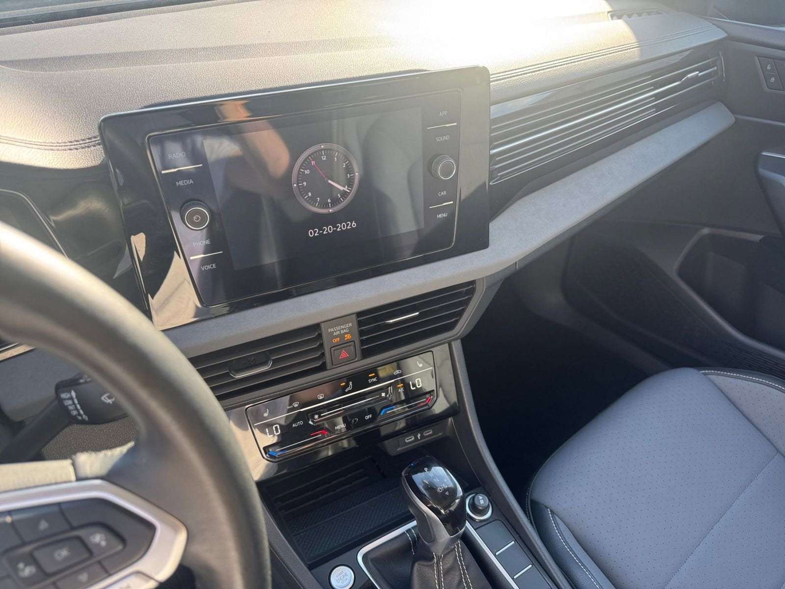 Thumbnail: 2025 Volkswagen Jetta - 17