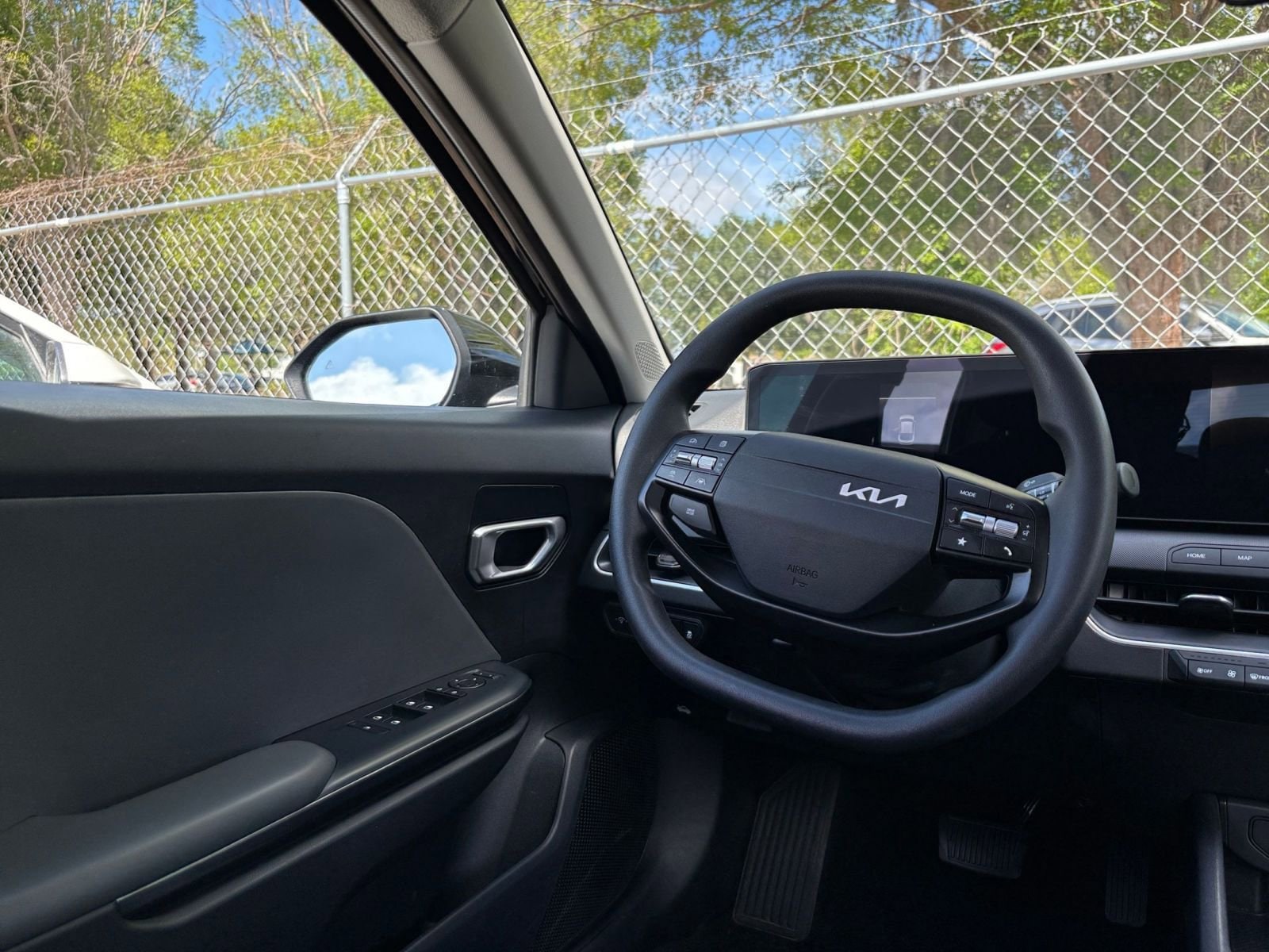 Thumbnail: 2025 Kia K4 - 33