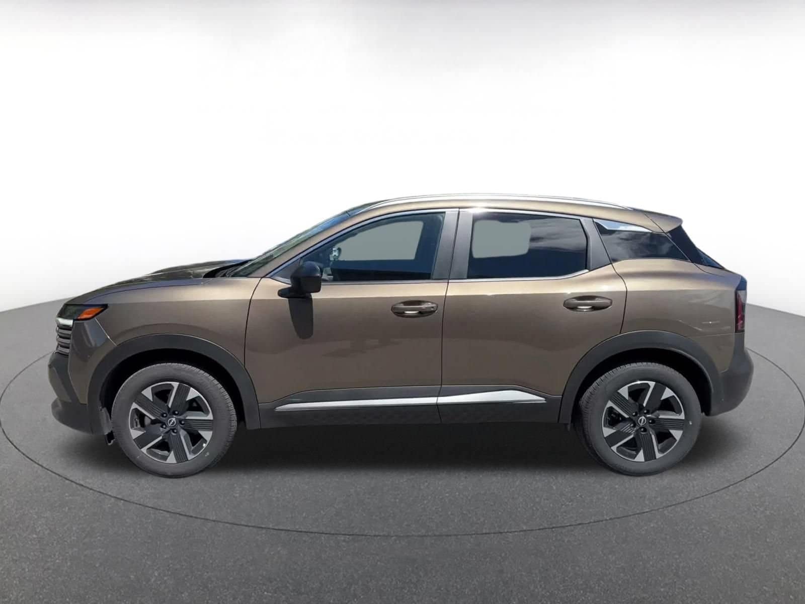Thumbnail: 2026 Nissan Kicks - 7