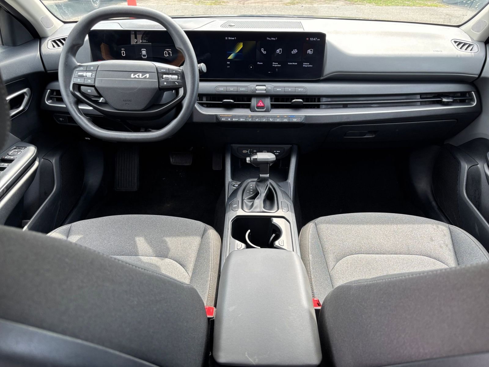 2025 Kia K4 LXS - Photo 40