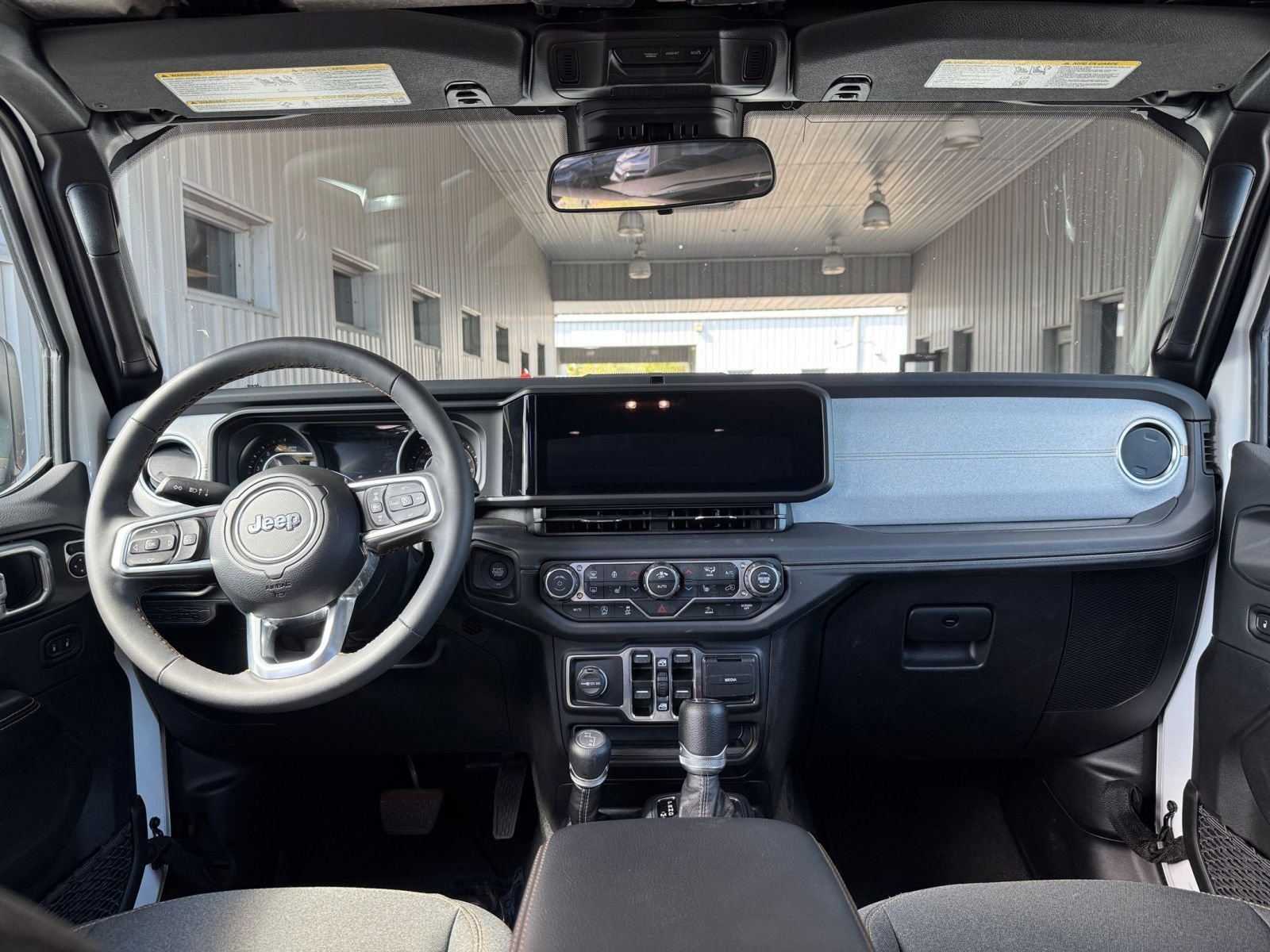 Thumbnail: 2025 Jeep Wrangler - 32