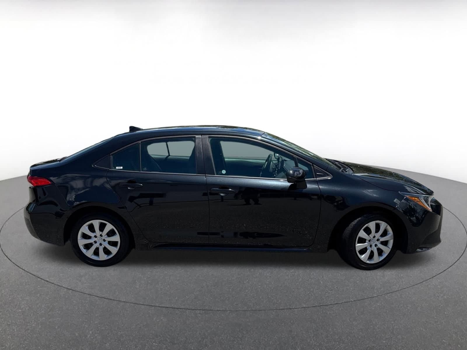 Thumbnail: 2022 Toyota Corolla - 15