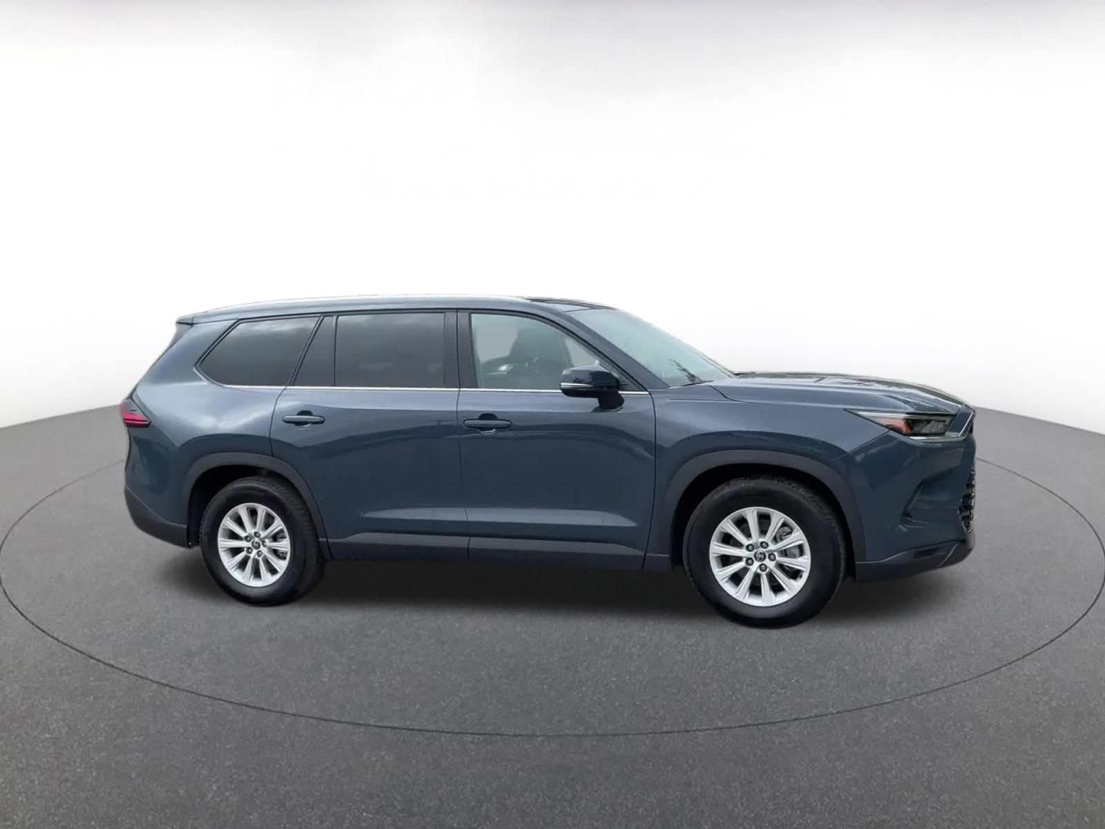 Thumbnail: 2025 Toyota Grand Highlander - 1