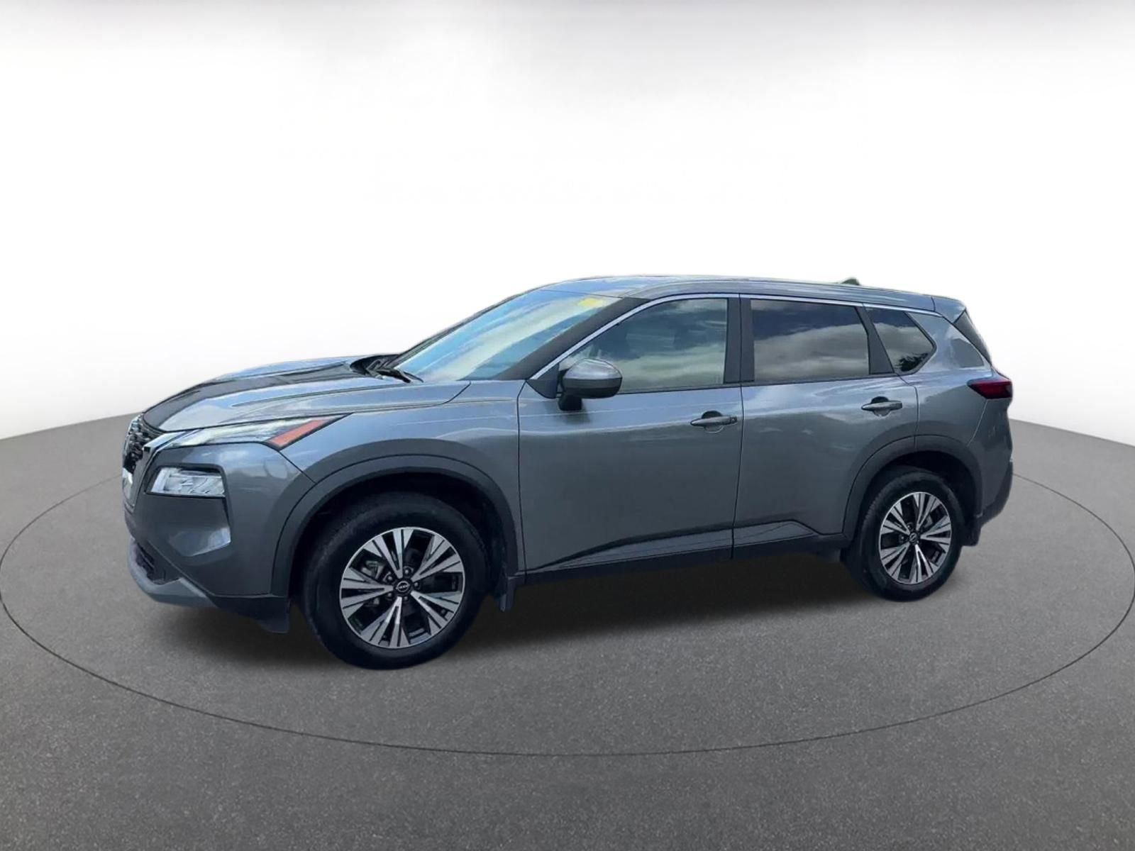 Thumbnail: 2023 Nissan Rogue - 5