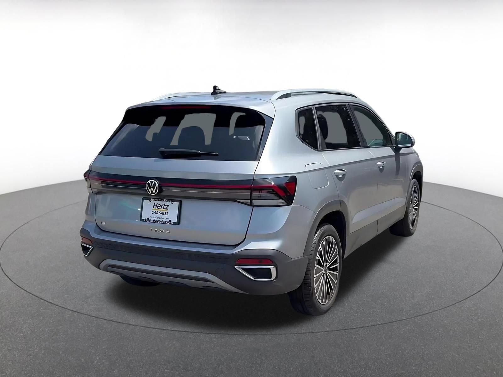 Thumbnail: 2025 Volkswagen Taos - 14