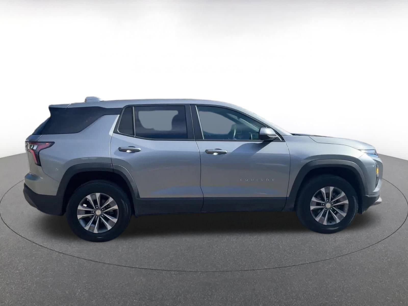 Thumbnail: 2025 Chevrolet Equinox - 16