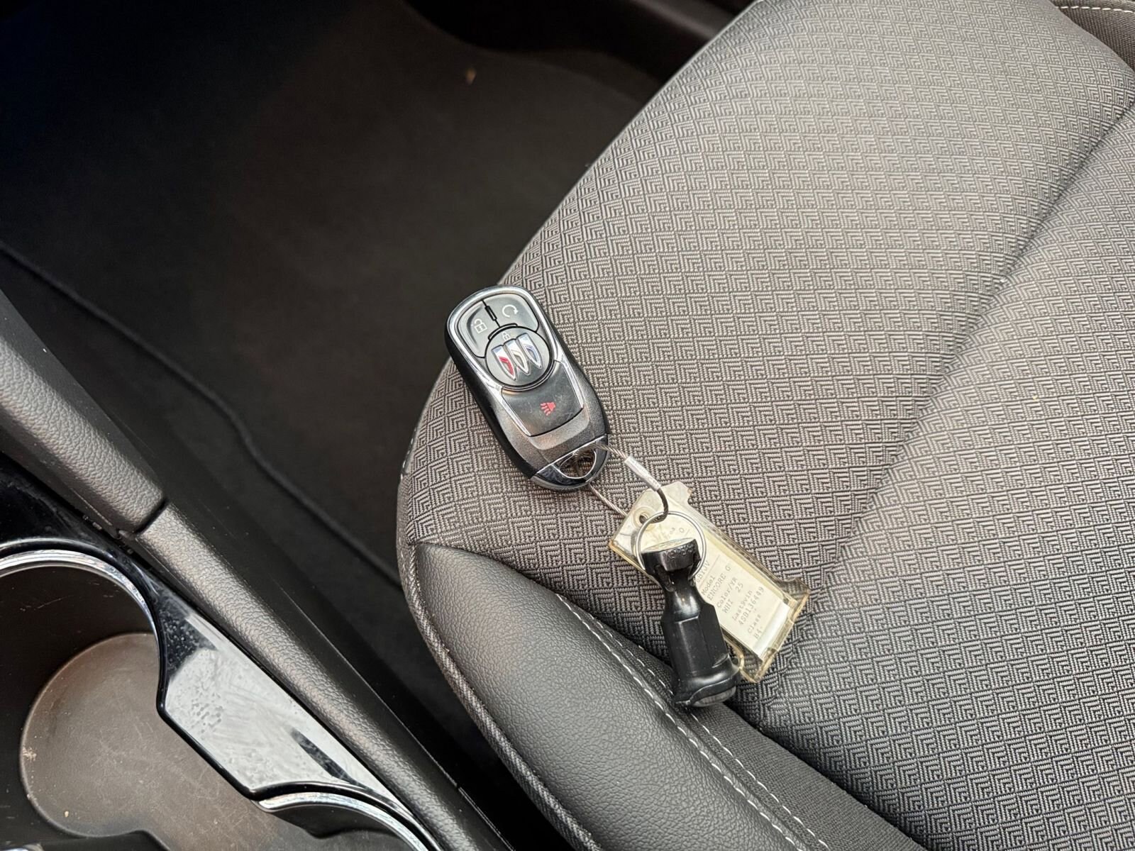 Thumbnail: 2025 Buick Encore GX - 22