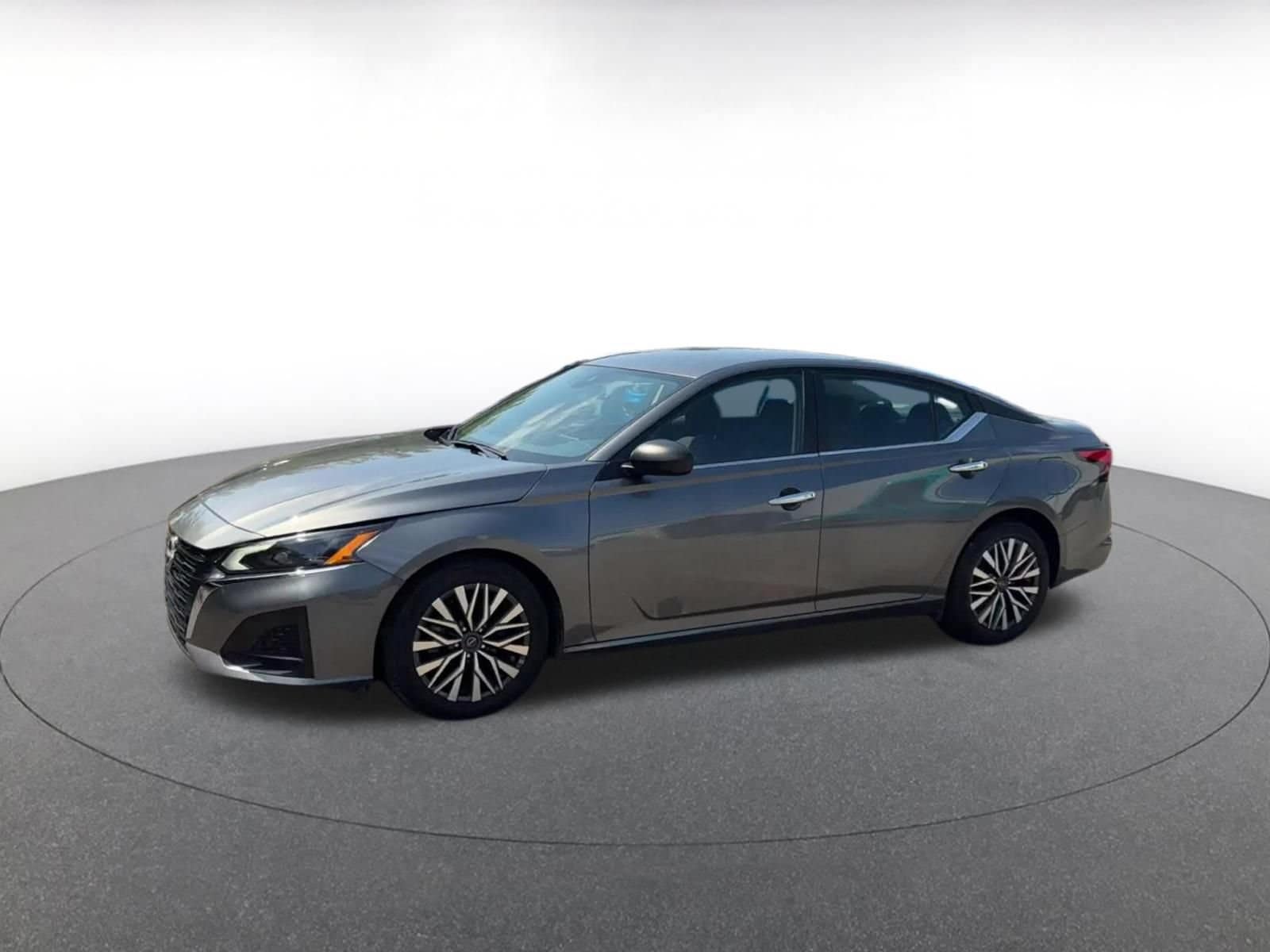 Thumbnail: 2025 Nissan Altima - 7