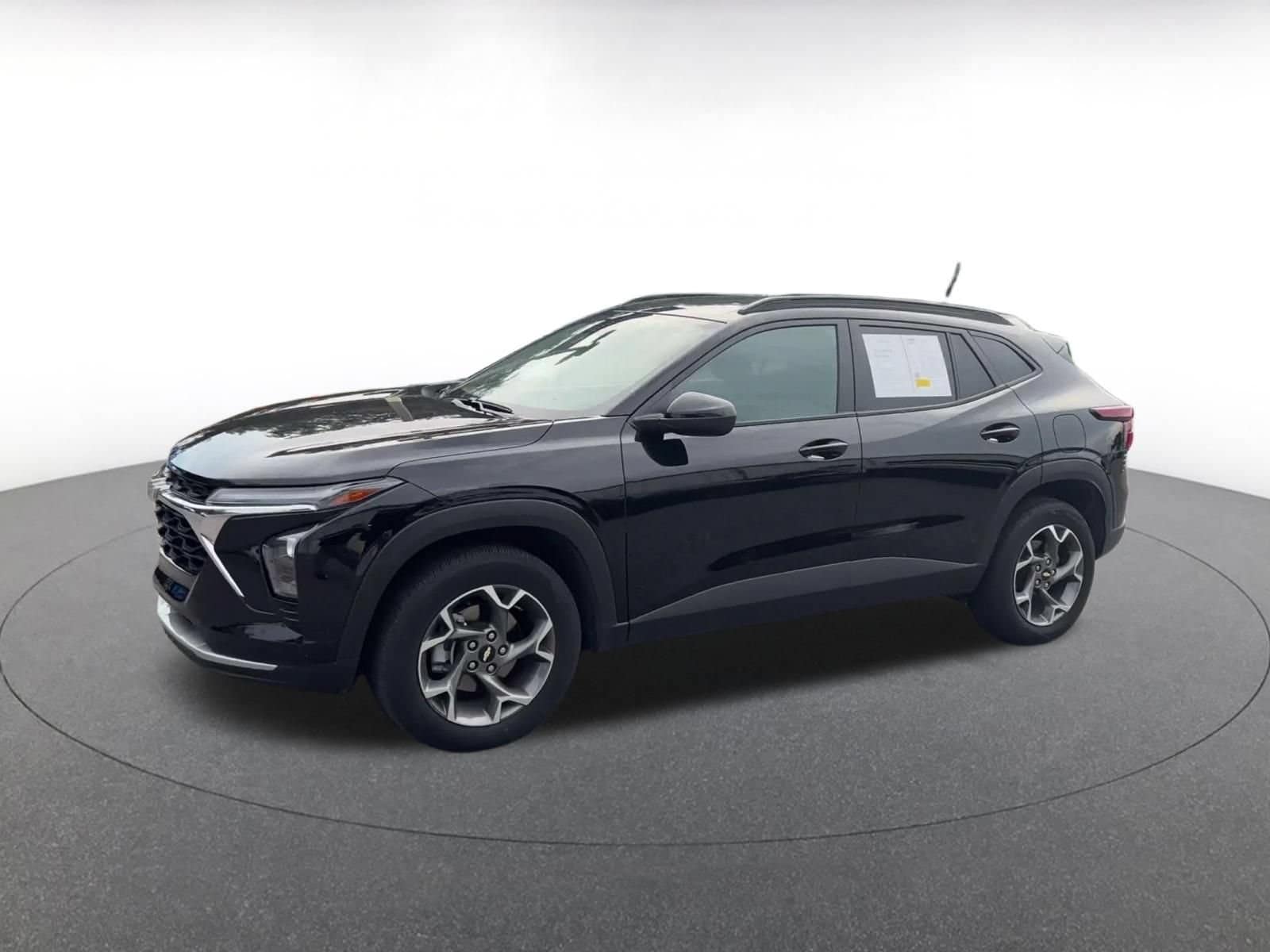 Thumbnail: 2025 Chevrolet Trax - 6