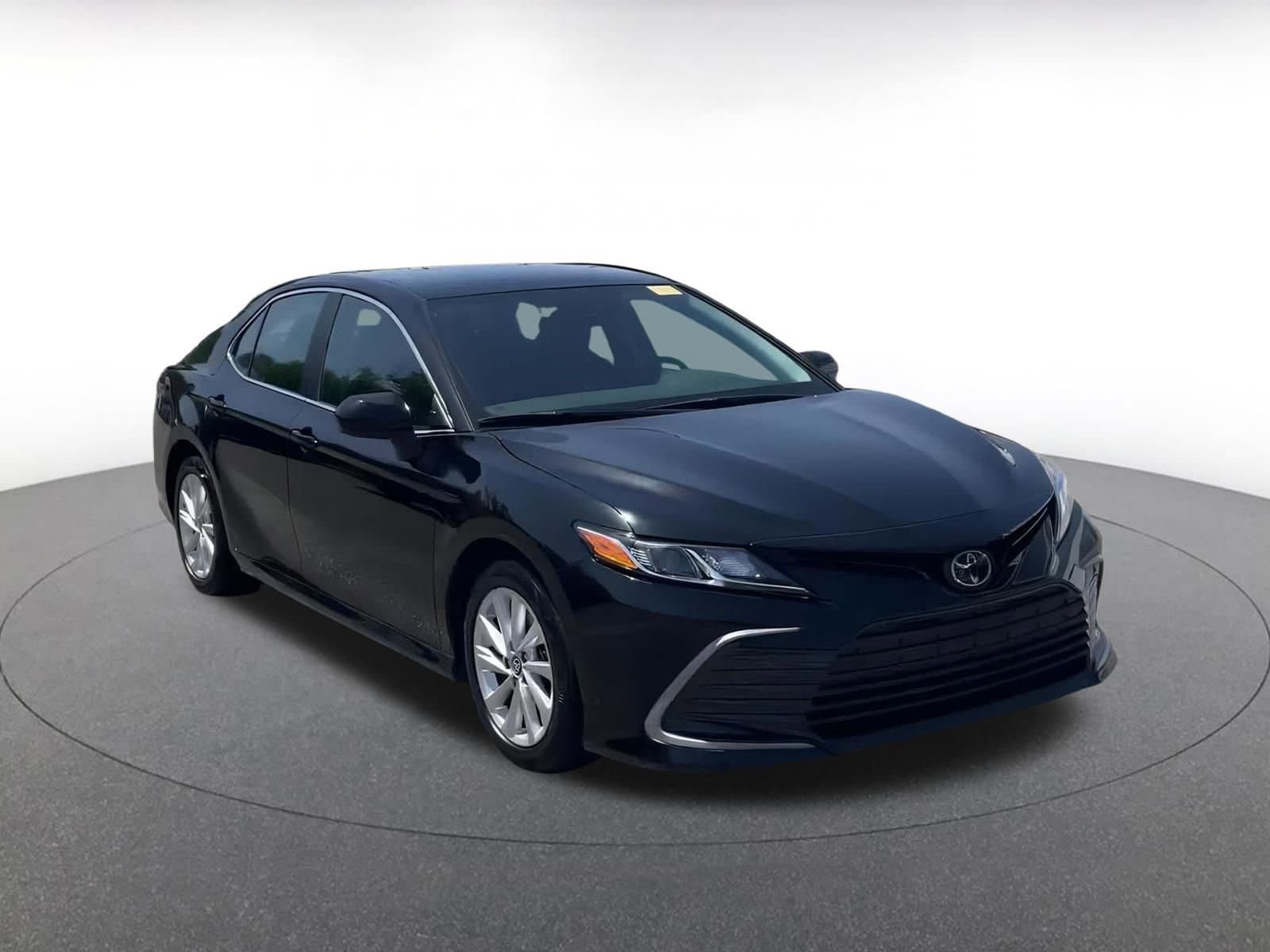 2024 Toyota Camry LE 2