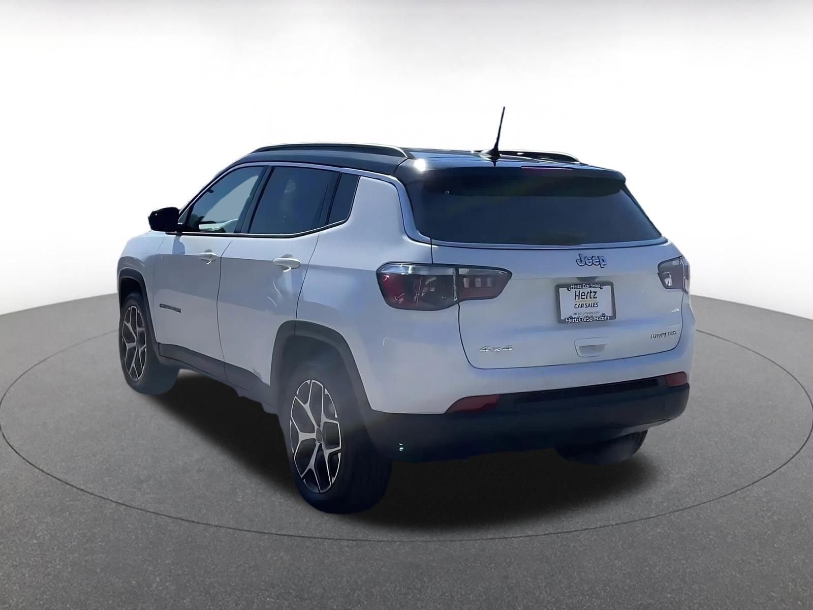 Thumbnail: 2025 Jeep Compass - 10