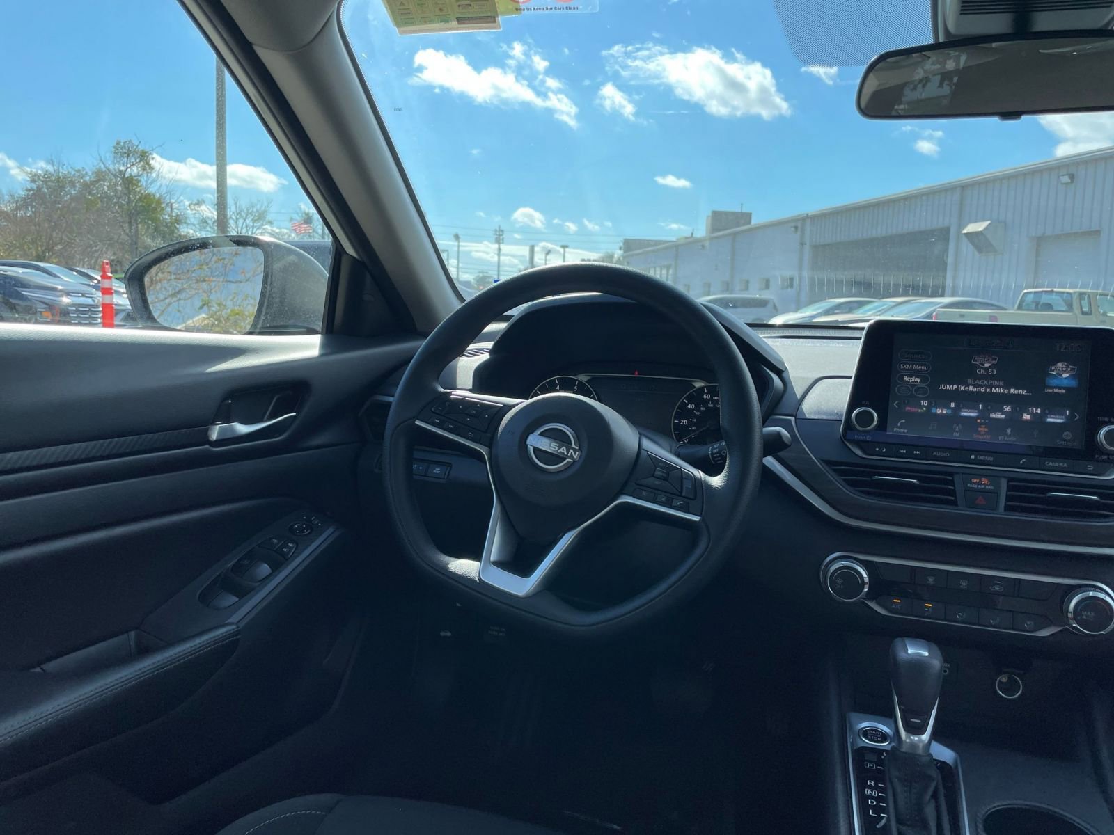 Thumbnail: 2025 Nissan Altima - 33