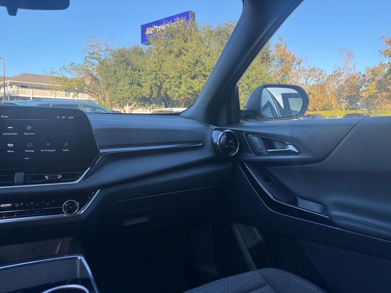 Thumbnail: 2025 Chevrolet Equinox - 34