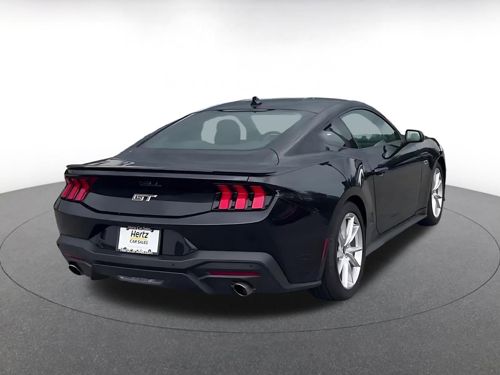 Thumbnail: 2025 Ford Mustang - 14