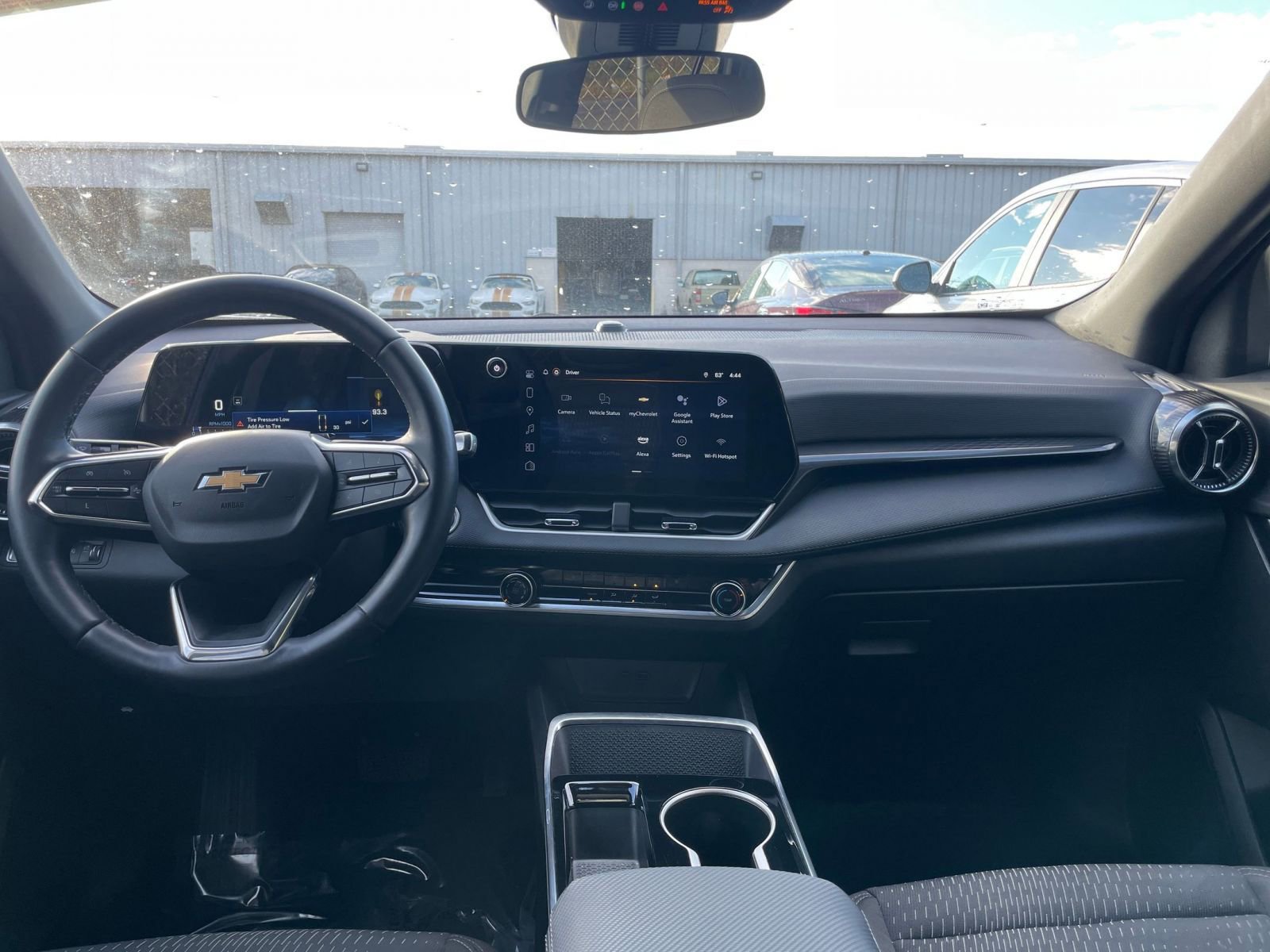 Thumbnail: 2025 Chevrolet Equinox - 18