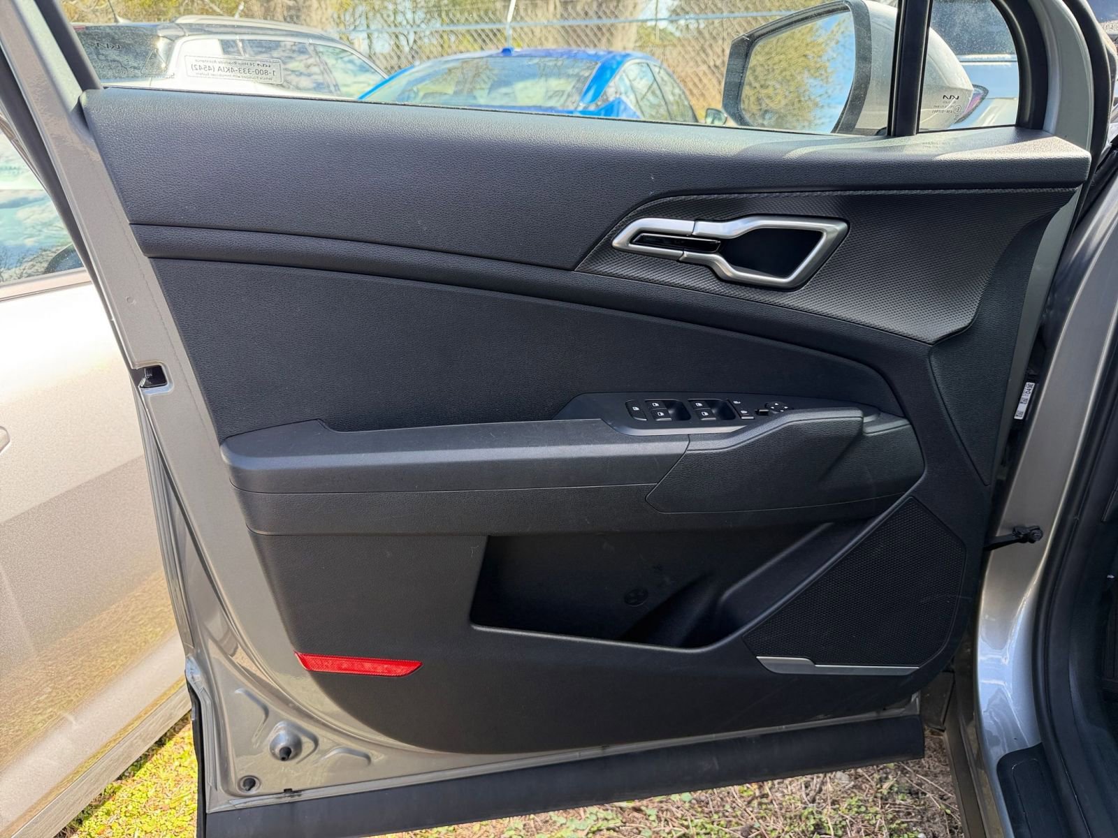 Thumbnail: 2025 Kia Sportage - 18