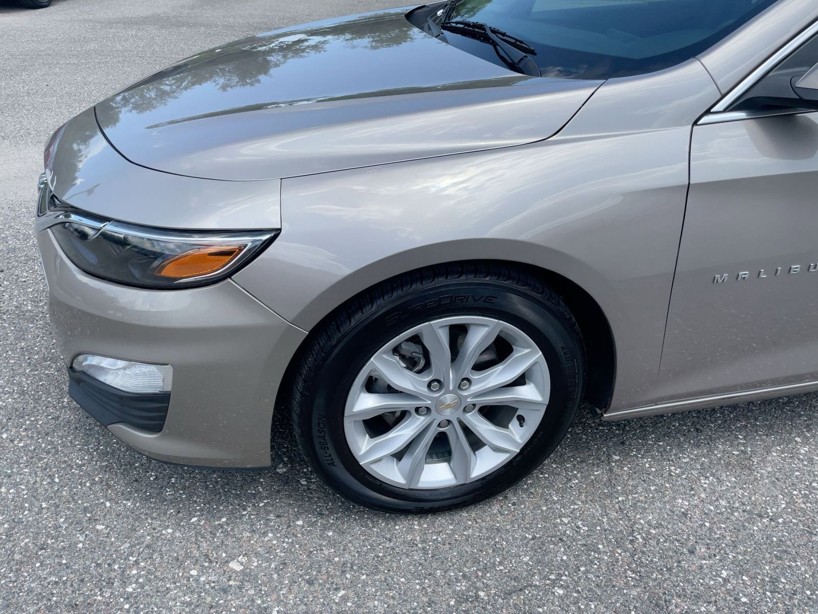 Thumbnail: 2024 Chevrolet Malibu - 25