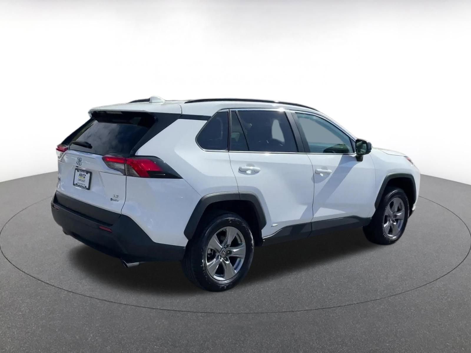 Thumbnail: 2025 Toyota RAV4 - 14