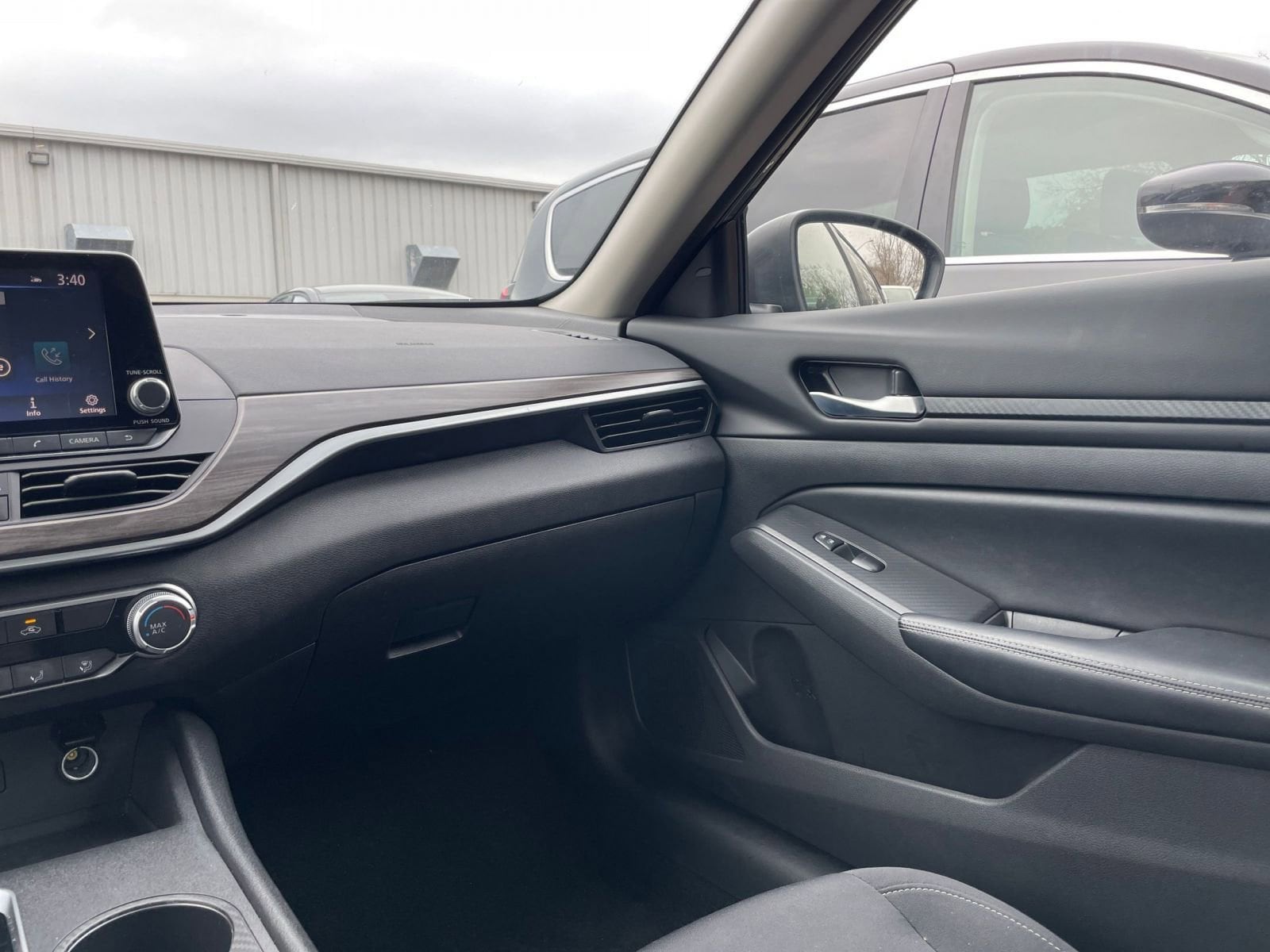 Thumbnail: 2025 Nissan Altima - 34