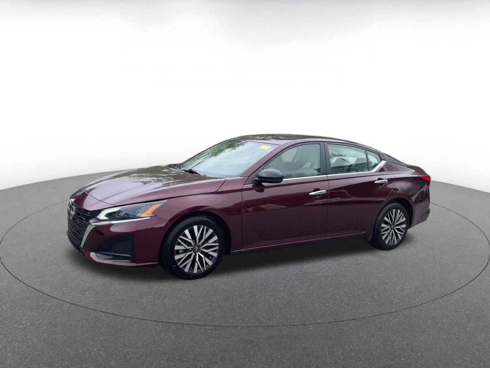 Thumbnail: 2025 Nissan Altima - 7