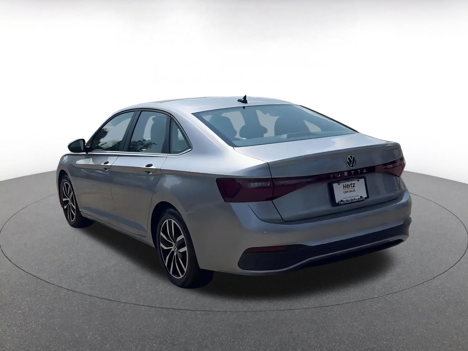 Thumbnail: 2025 Volkswagen Jetta - 10