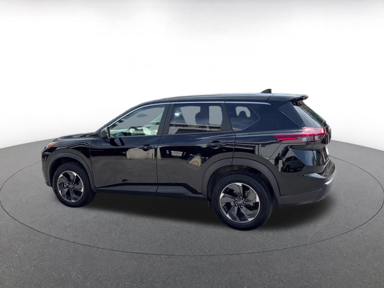 Thumbnail: 2025 Nissan Rogue - 9