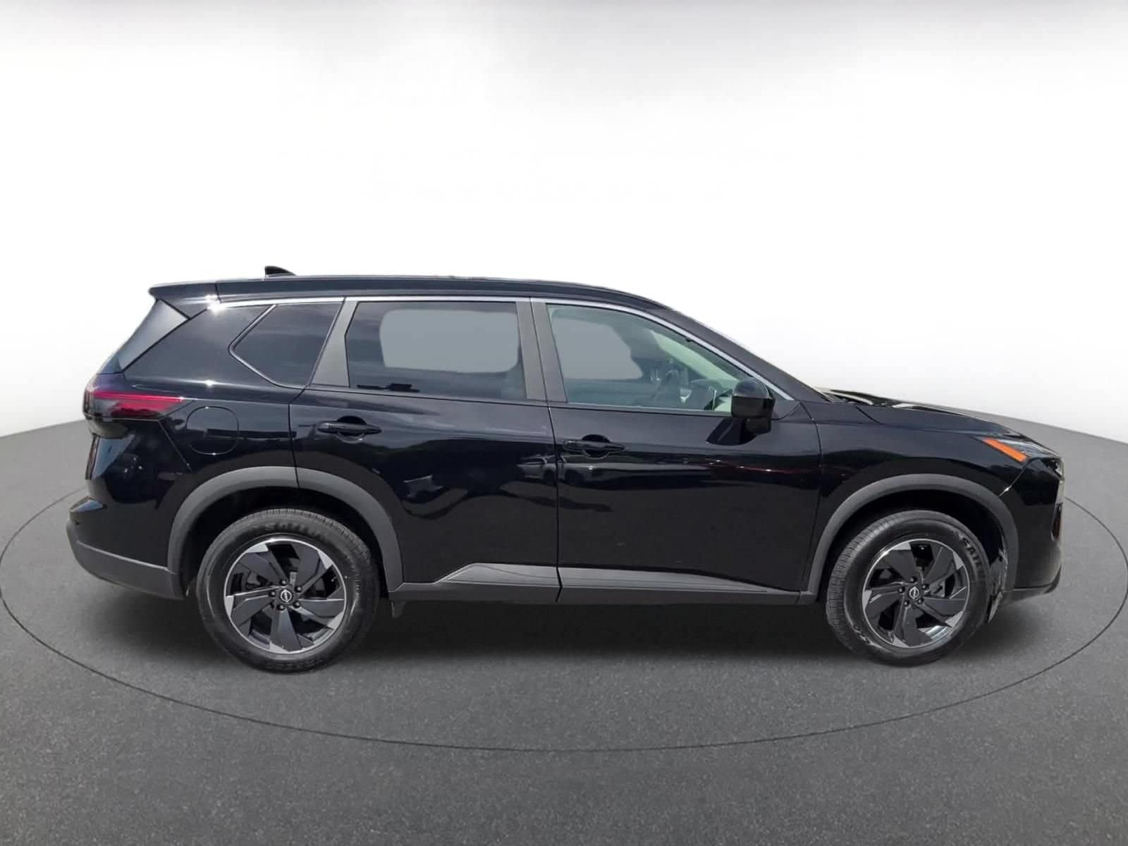 Thumbnail: 2025 Nissan Rogue - 16