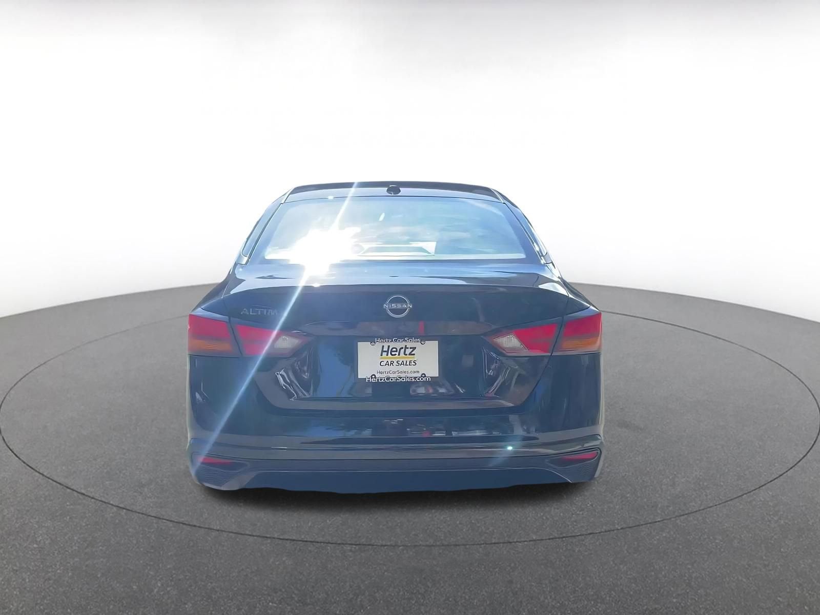 Thumbnail: 2025 Nissan Altima - 11