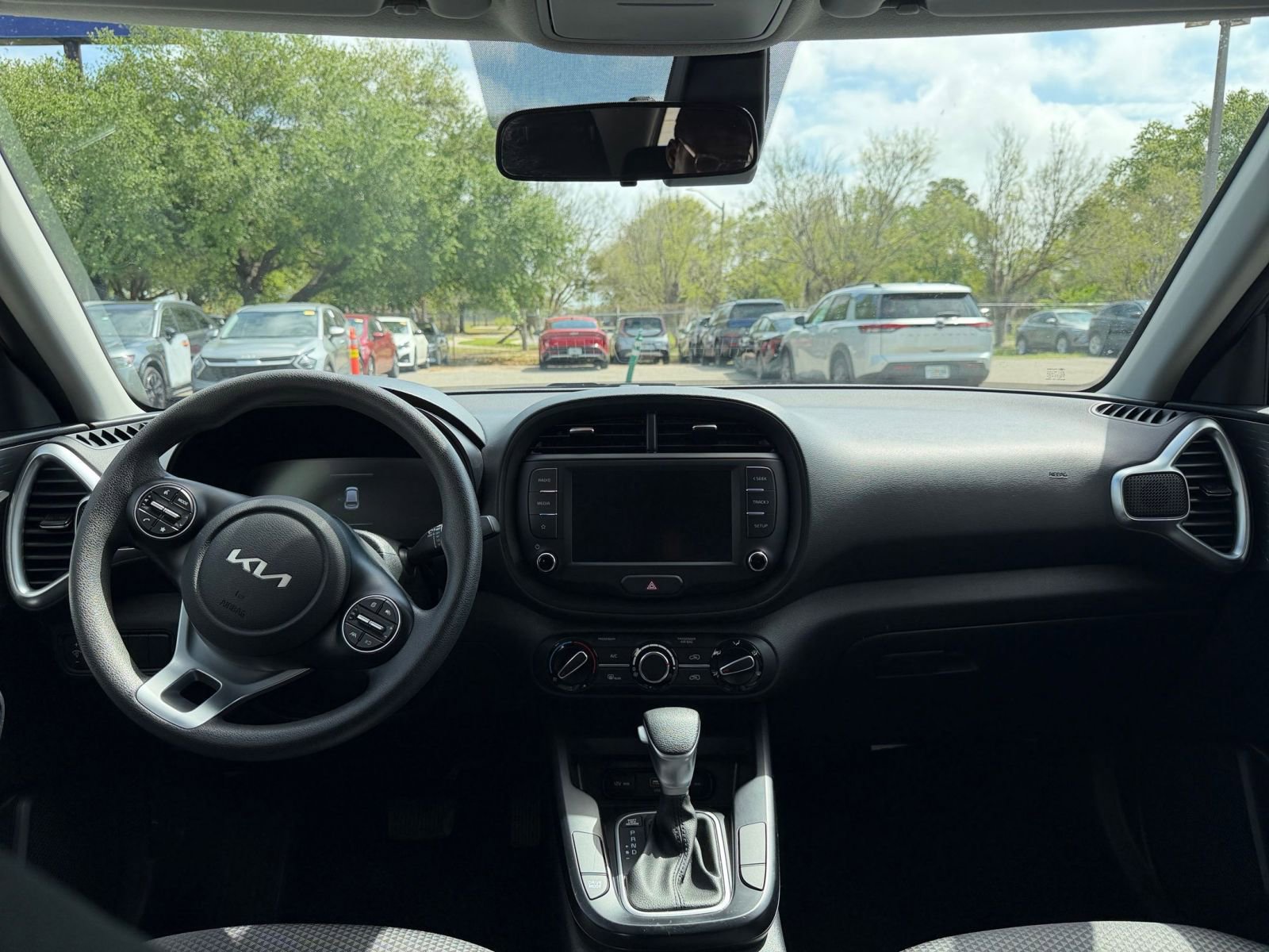 Thumbnail: 2025 Kia Soul - 31