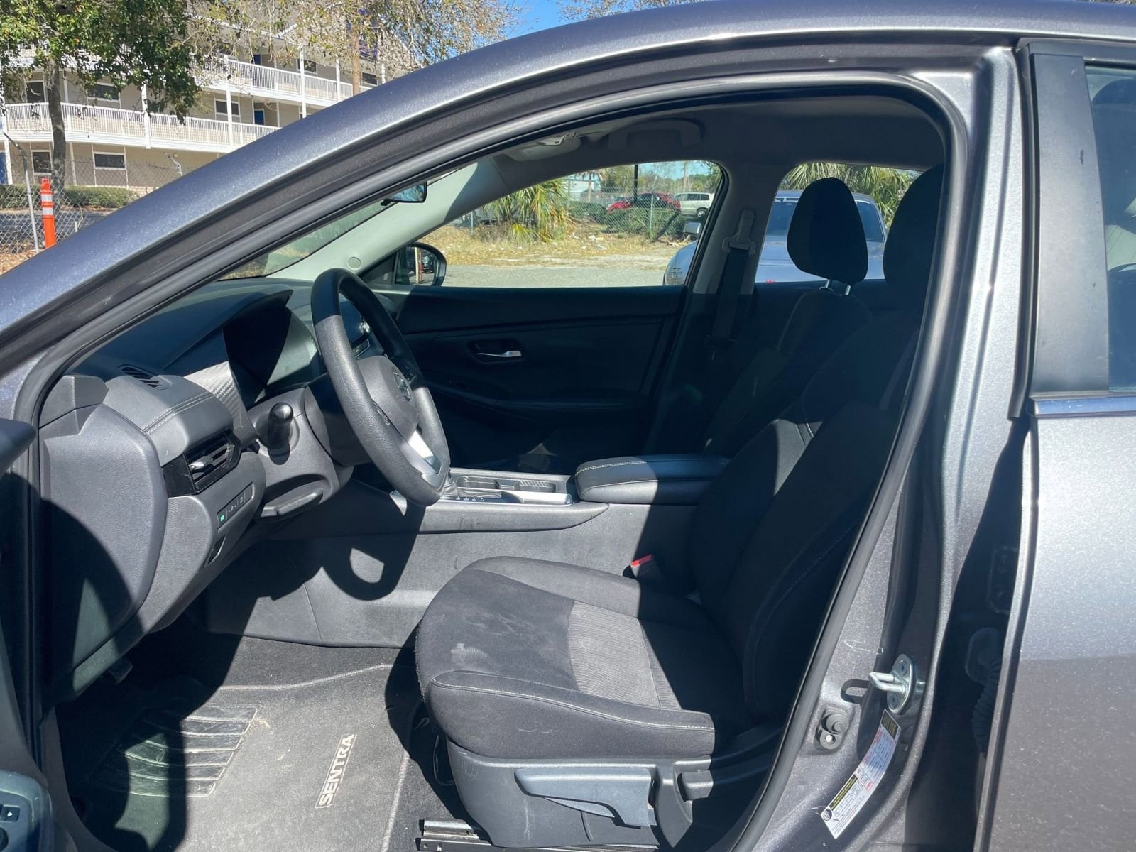 Thumbnail: 2023 Nissan Sentra - 24