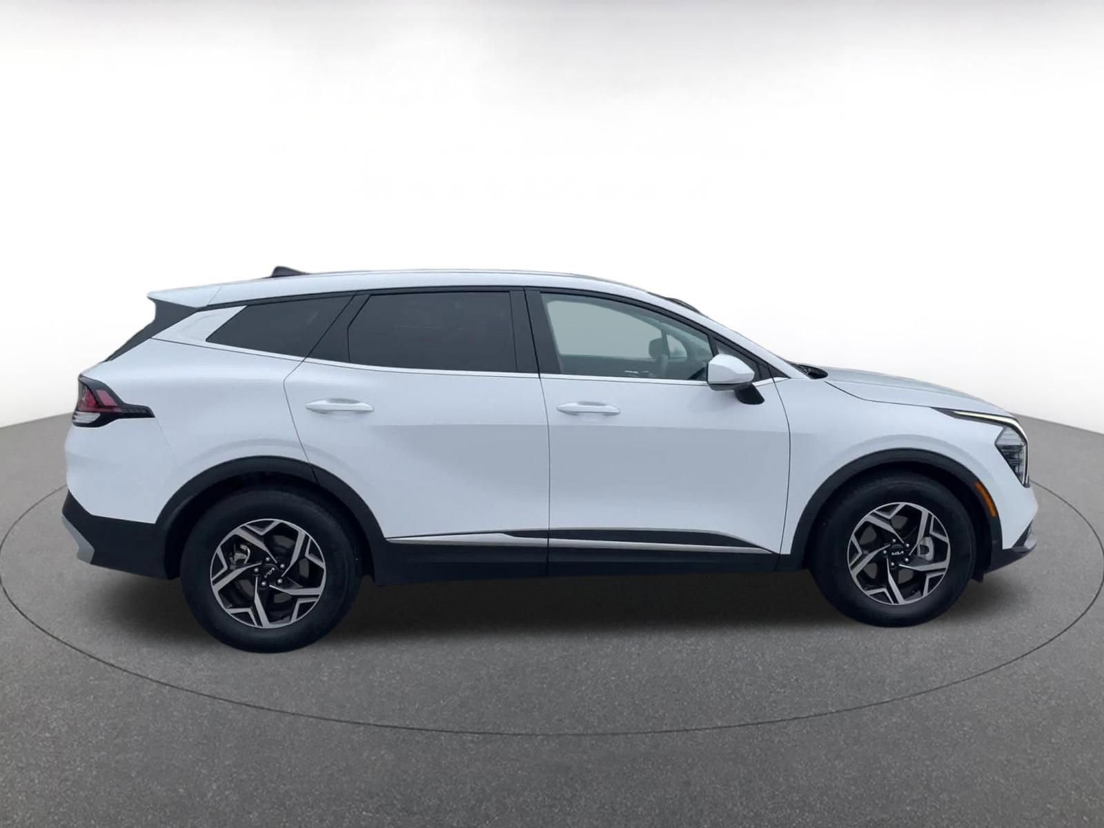 Thumbnail: 2025 Kia Sportage - 16