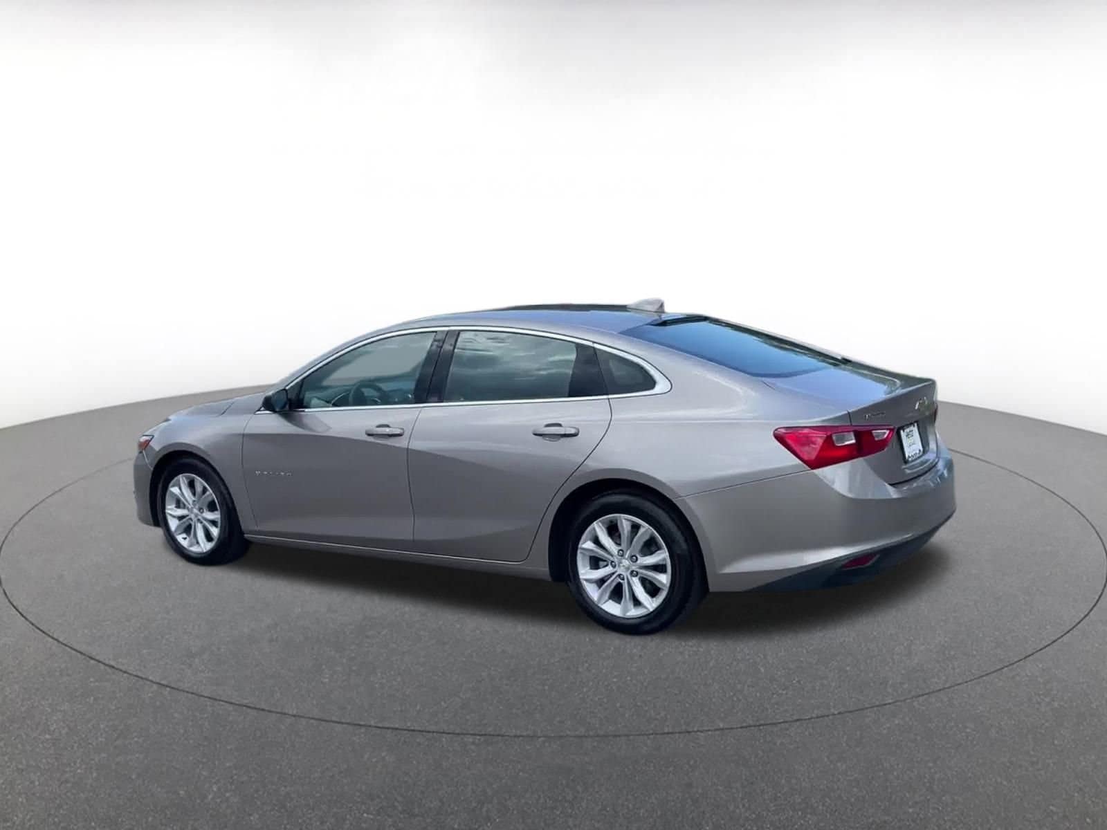 Thumbnail: 2024 Chevrolet Malibu - 14
