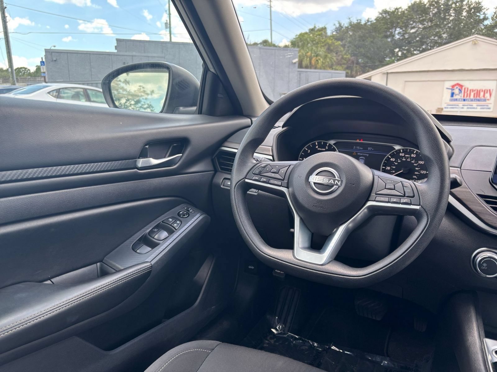 Thumbnail: 2025 Nissan Altima - 28