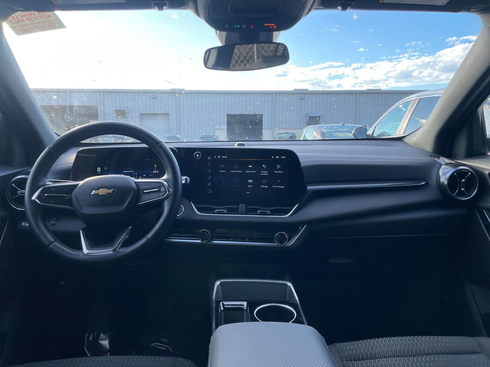 Thumbnail: 2025 Chevrolet Equinox - 32