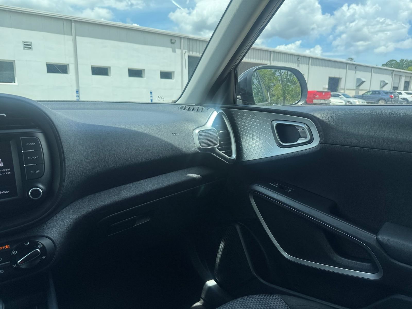 Thumbnail: 2024 Kia Soul - 28