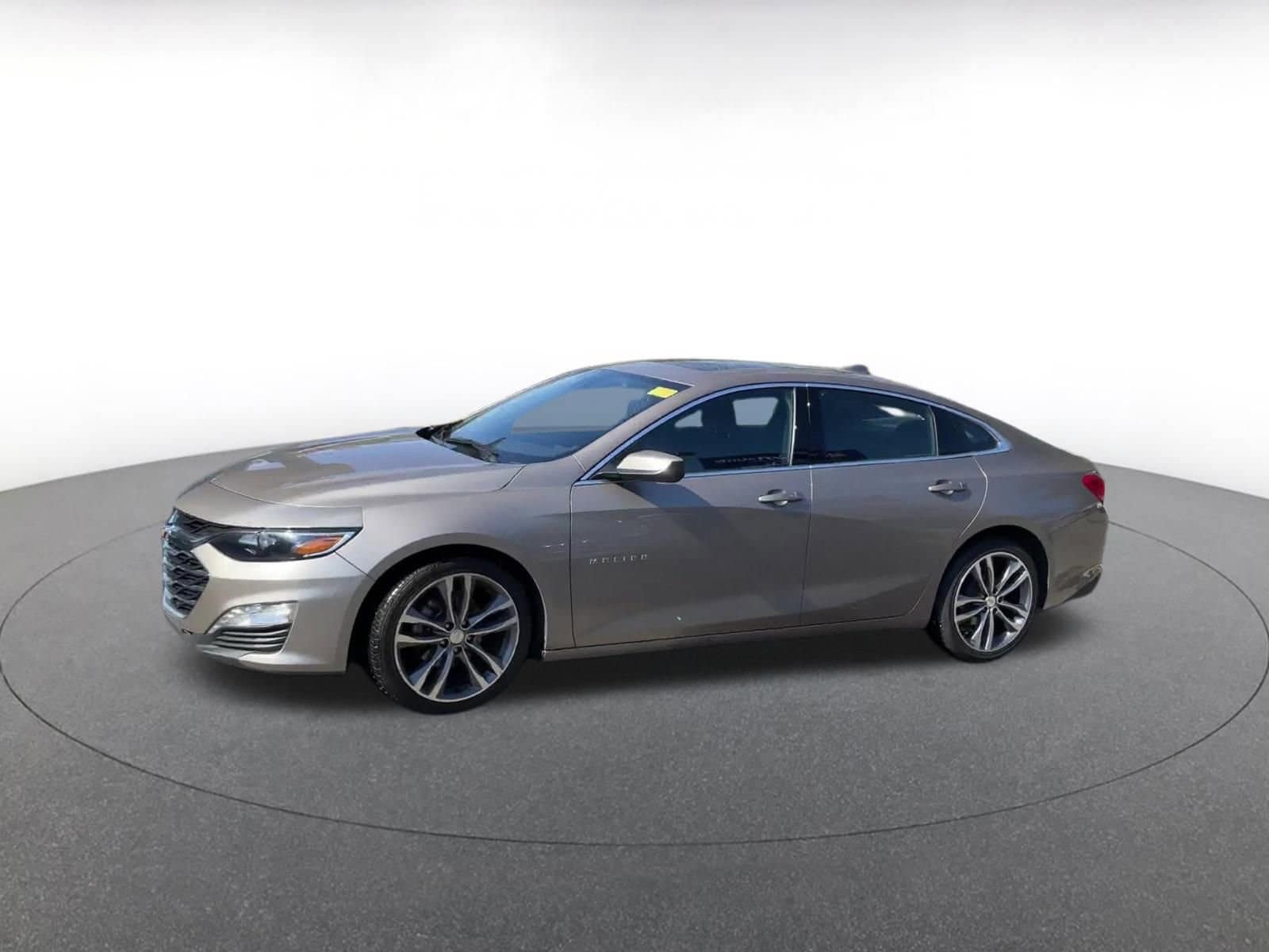 Thumbnail: 2023 Chevrolet Malibu - 7