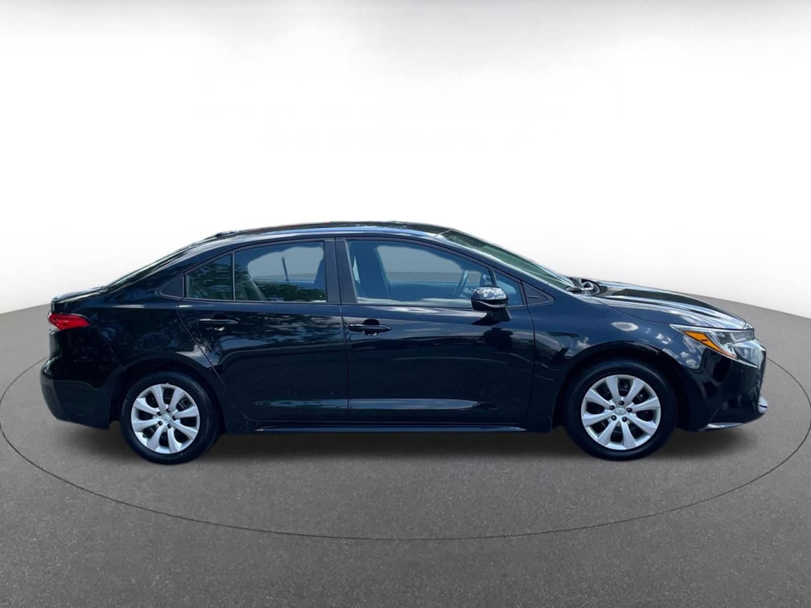 Thumbnail: 2023 Toyota Corolla - 15
