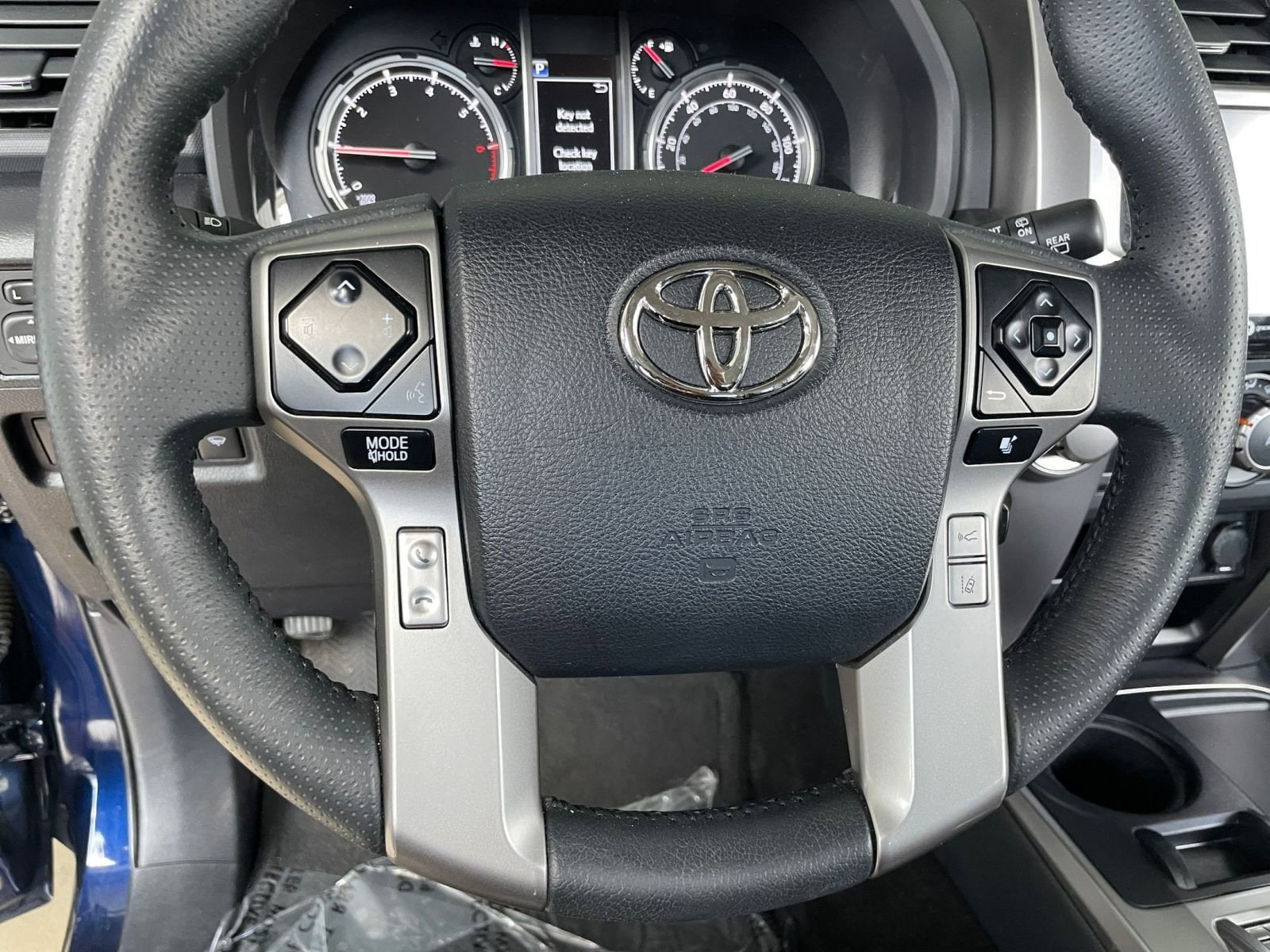 Thumbnail: 2024 Toyota 4Runner - 25