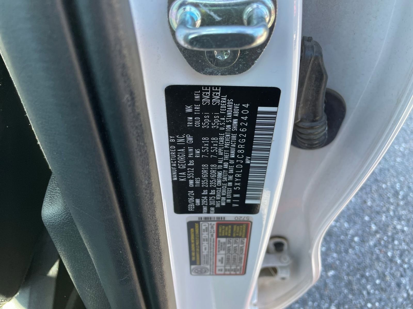 Thumbnail: 2024 Kia Sorento - 31